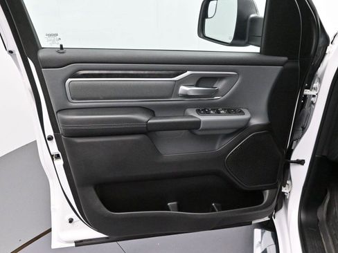 Used 2022 RAM 1500 Big Horn image 10
