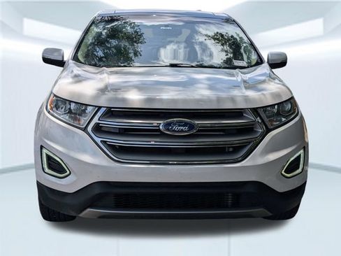 Used 2017 Ford Edge SEL w/ Equipment Group 201A FWD image 10