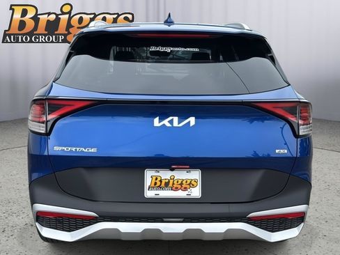 Used 2025 Kia Sportage EX AWD/4WD image 5