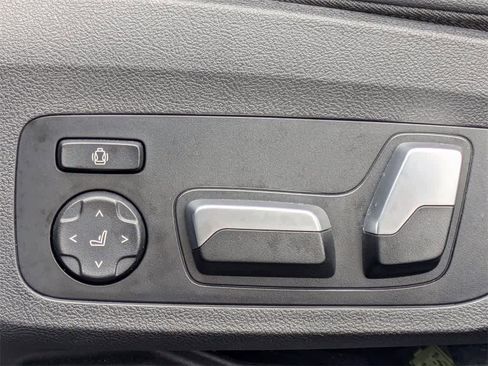 Used 2020 BMW 330i 330i w/ M Sport Package image 20