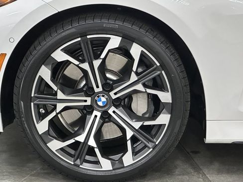 Used 2025 BMW 430i Convertible w/ Premium Package RWD image 33