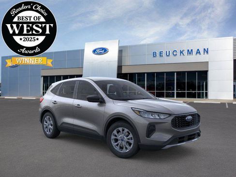 Used 2026 Ford Escape Active w/ Cold Weather Package image 1