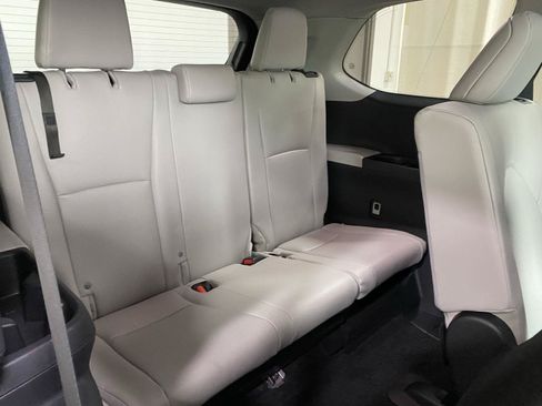Certified 2025 Toyota Grand Highlander AWD Hybrid image 23
