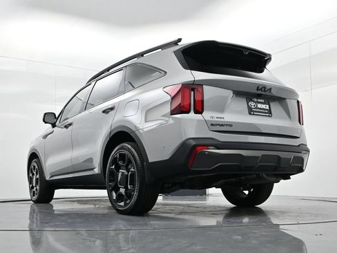 Certified 2025 Kia Sorento SX Prestige AWD/4WD image 46
