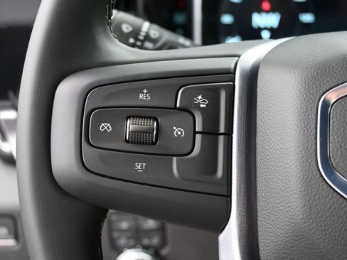 New 2025 GMC Sierra 2500 SLE image 30