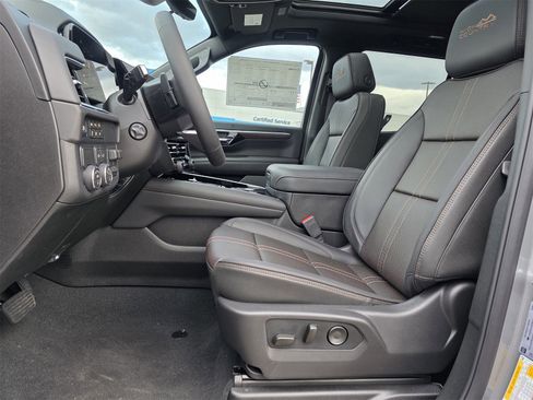 New 2026 Chevrolet Tahoe High Country image 12