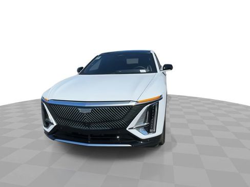 New 2026 Cadillac Lyriq Luxury image 3