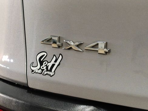 Used 2015 Jeep Cherokee Latitude w/ Cold Weather Group image 49