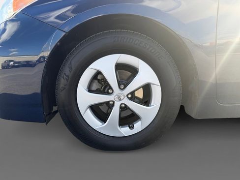 Used 2013 Toyota Prius Three image 14