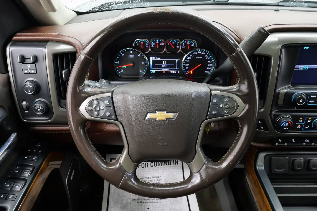 Used 2015 Chevrolet Silverado 2500 High Country w/ High Country Premium Package AWD/4WD image 20