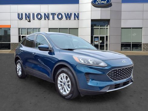 Certified 2020 Ford Escape SE image 1