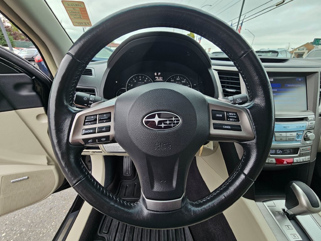 Used 2012 Subaru Outback 2.5i Limited AWD/4WD image 28