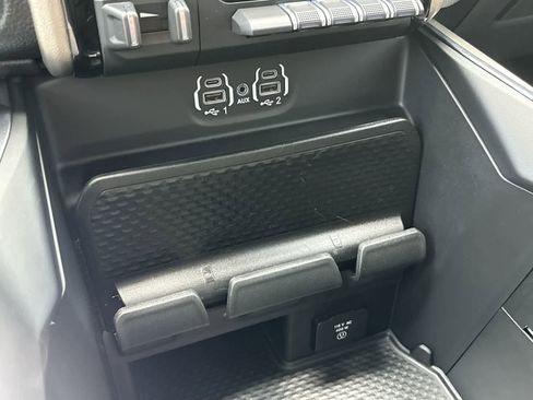 Used 2020 RAM 1500 Laramie image 24