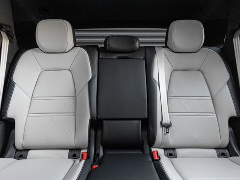 New 2026 Porsche Cayenne E-Hybrid image 29