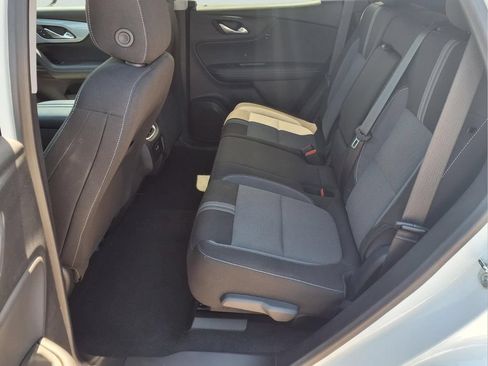 Used 2025 Chevrolet Blazer LT FWD image 22