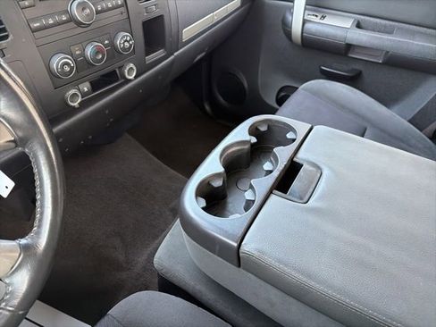 Used 2009 Chevrolet Silverado 1500 LT w/ All Star Package image 31