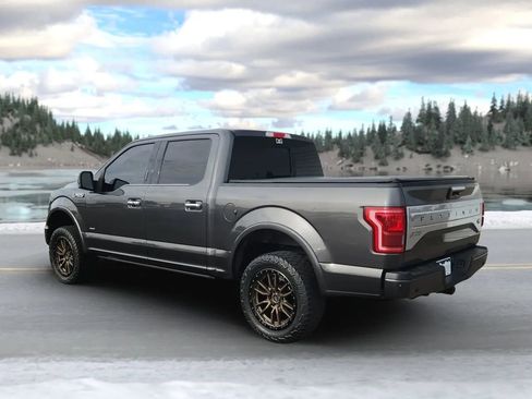 Used 2016 Ford F150 Platinum w/ Equipment Group 701A Luxury image 5