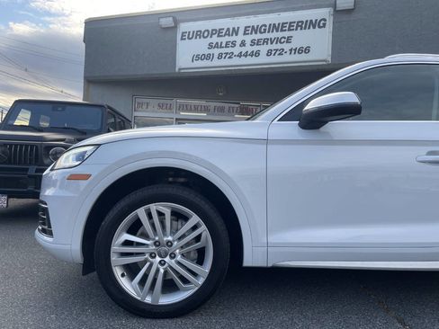 Used 2019 Audi Q5 2.0T Premium Plus w/ Premium Plus Package image 11