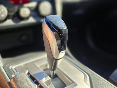 Used 2019 Subaru Crosstrek 2.0i Premium w/ Popular Package #3 image 31