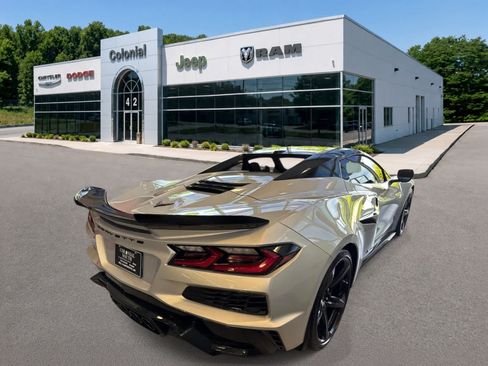 Used 2024 Chevrolet Corvette Z06 RWD image 5