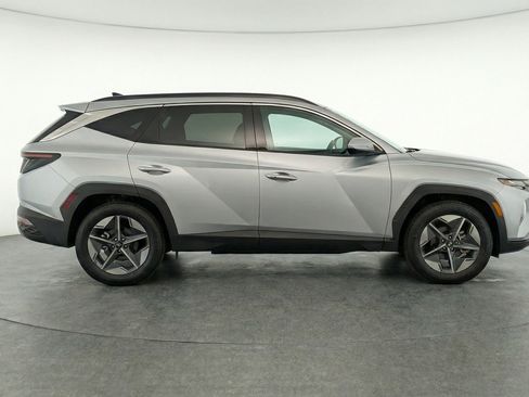 Used 2025 Hyundai Tucson SEL AWD/4WD image 11