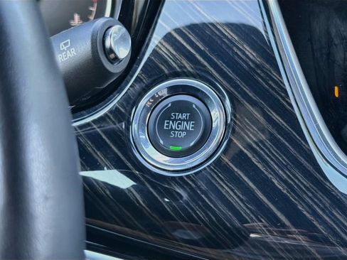 Used 2024 Cadillac XT6 Premium Luxury FWD image 38