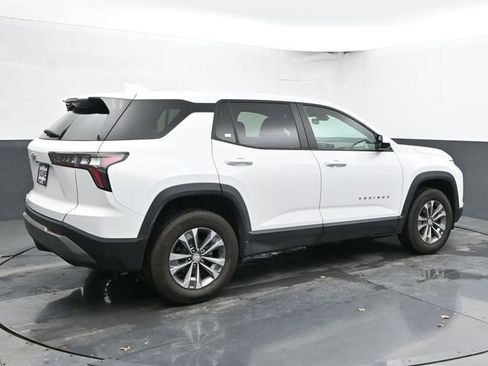 Used 2025 Chevrolet Equinox LT image 11