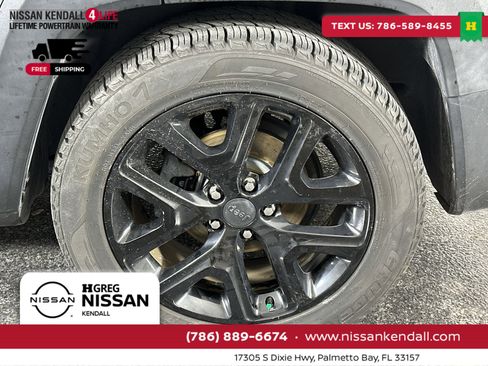 Used 2017 Jeep Renegade Altitude image 14