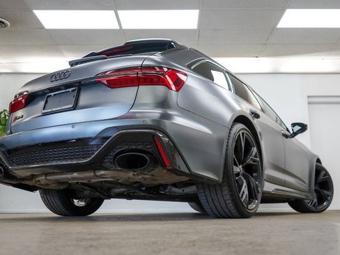 Used 2022 Audi RS 6 AWD/4WD image 5