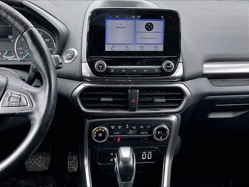 Used 2019 Ford EcoSport SE image 5