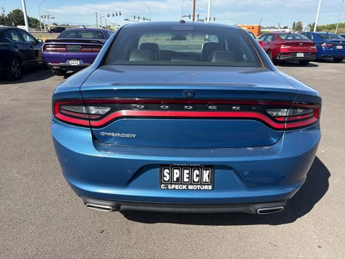 Used 2021 Dodge Charger SXT w/ Leather Interior Group RWD image 19