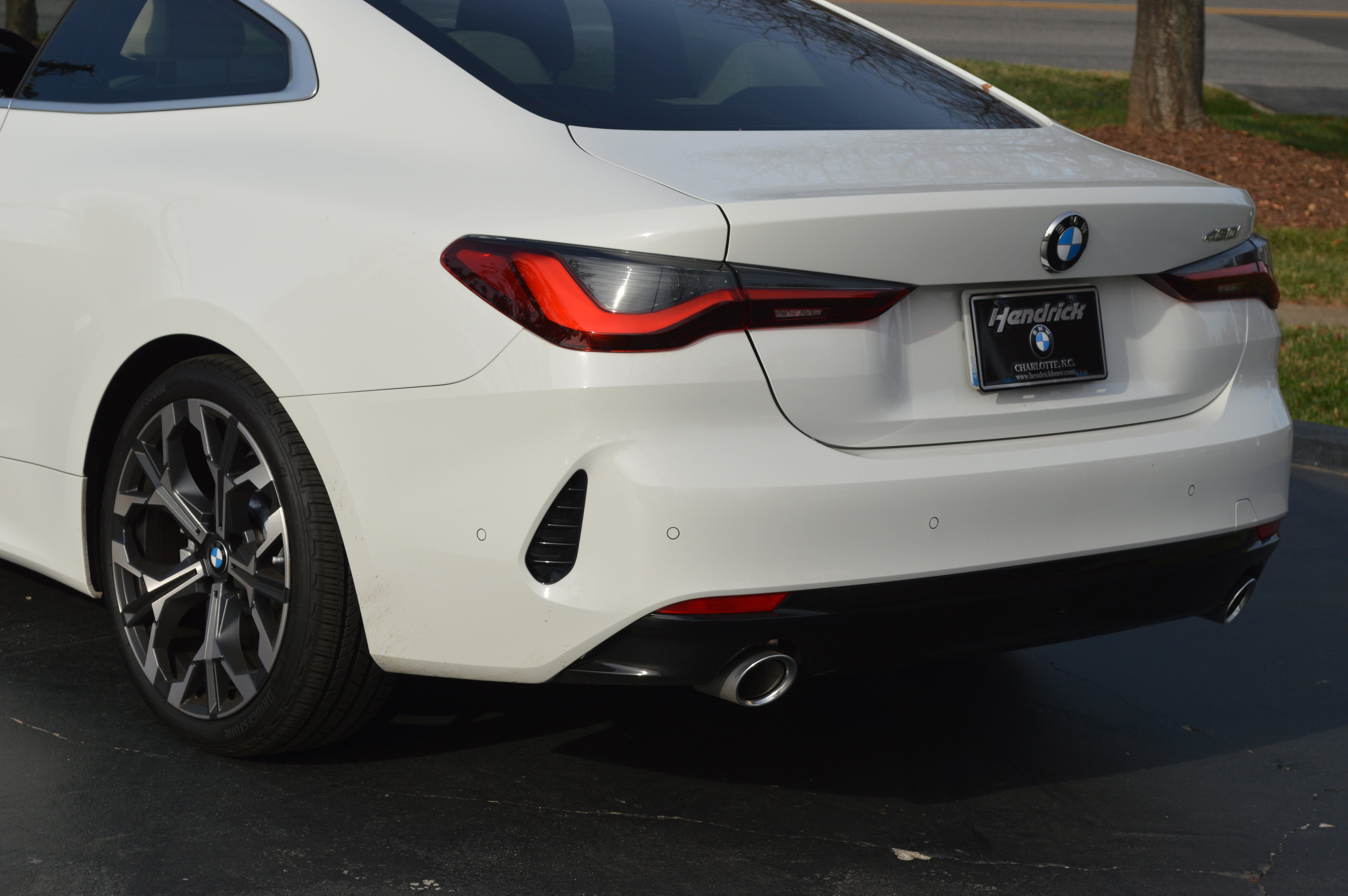 Used 2026 BMW 430i Coupe w/ Parking Assistance Package RWD image 3