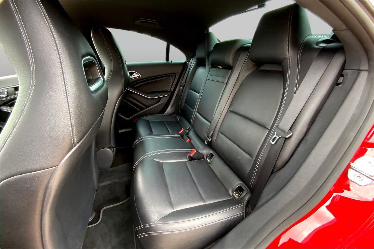 Used 2018 Mercedes-Benz CLA 250 image 19