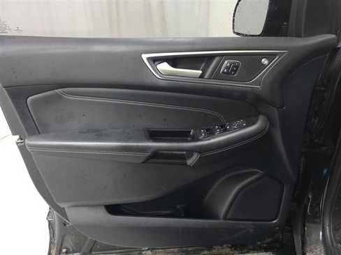 Used 2019 Ford Edge Titanium w/ Canadian Touring Package AWD/4WD image 14