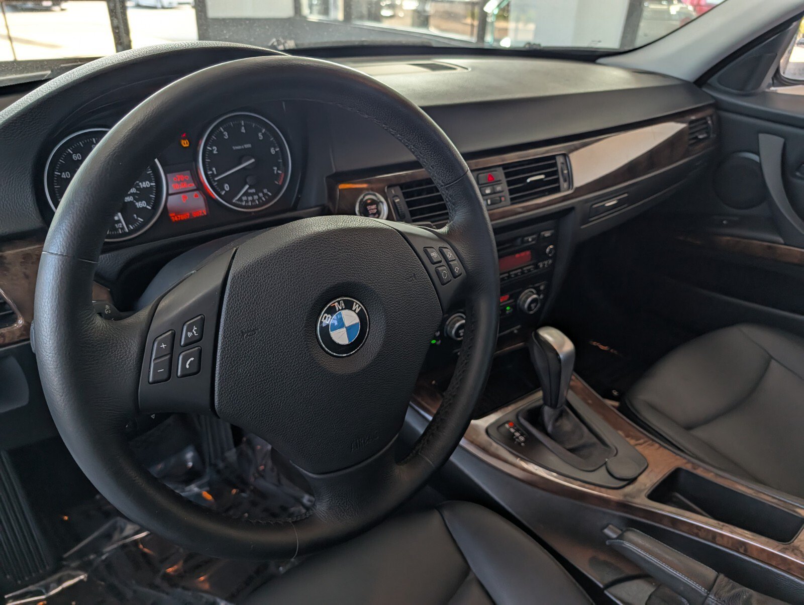 Used 2009 BMW 328i xDrive Sedan AWD/4WD image 16