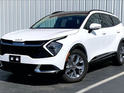 Used 2025 Kia Sportage SX
