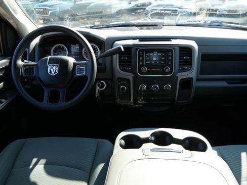 Used 2014 RAM 1500 Express AWD/4WD image 10