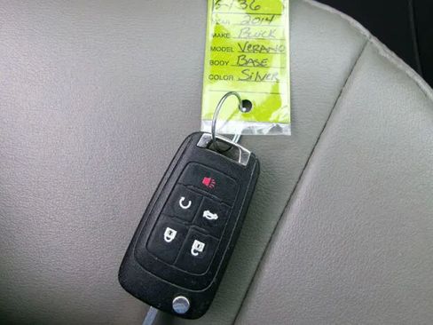 Used 2014 Buick Verano FWD image 17