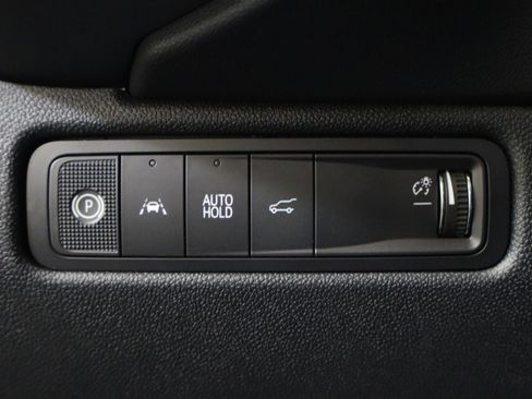 New 2026 Chevrolet Equinox EV RS image 32