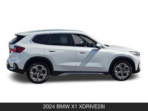 Used 2024 BMW X1 xDrive28i AWD/4WD image 6