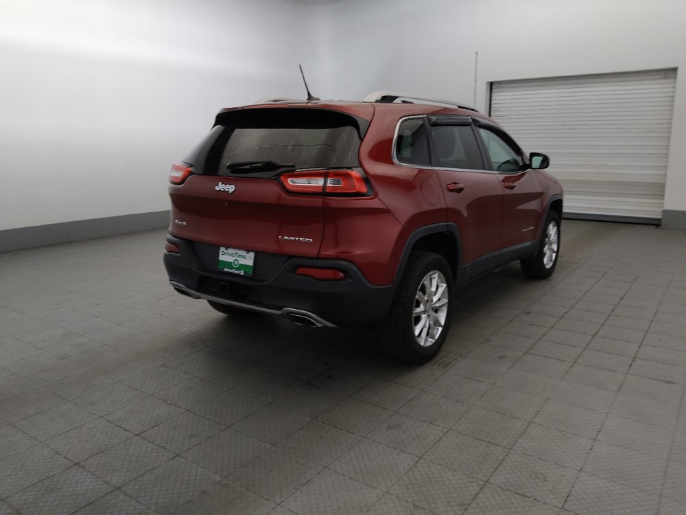 Used 2015 Jeep Cherokee Limited w/ Luxury Group AWD/4WD image 9