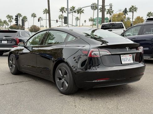 Used 2021 Tesla Model 3 Standard Range Plus image 7