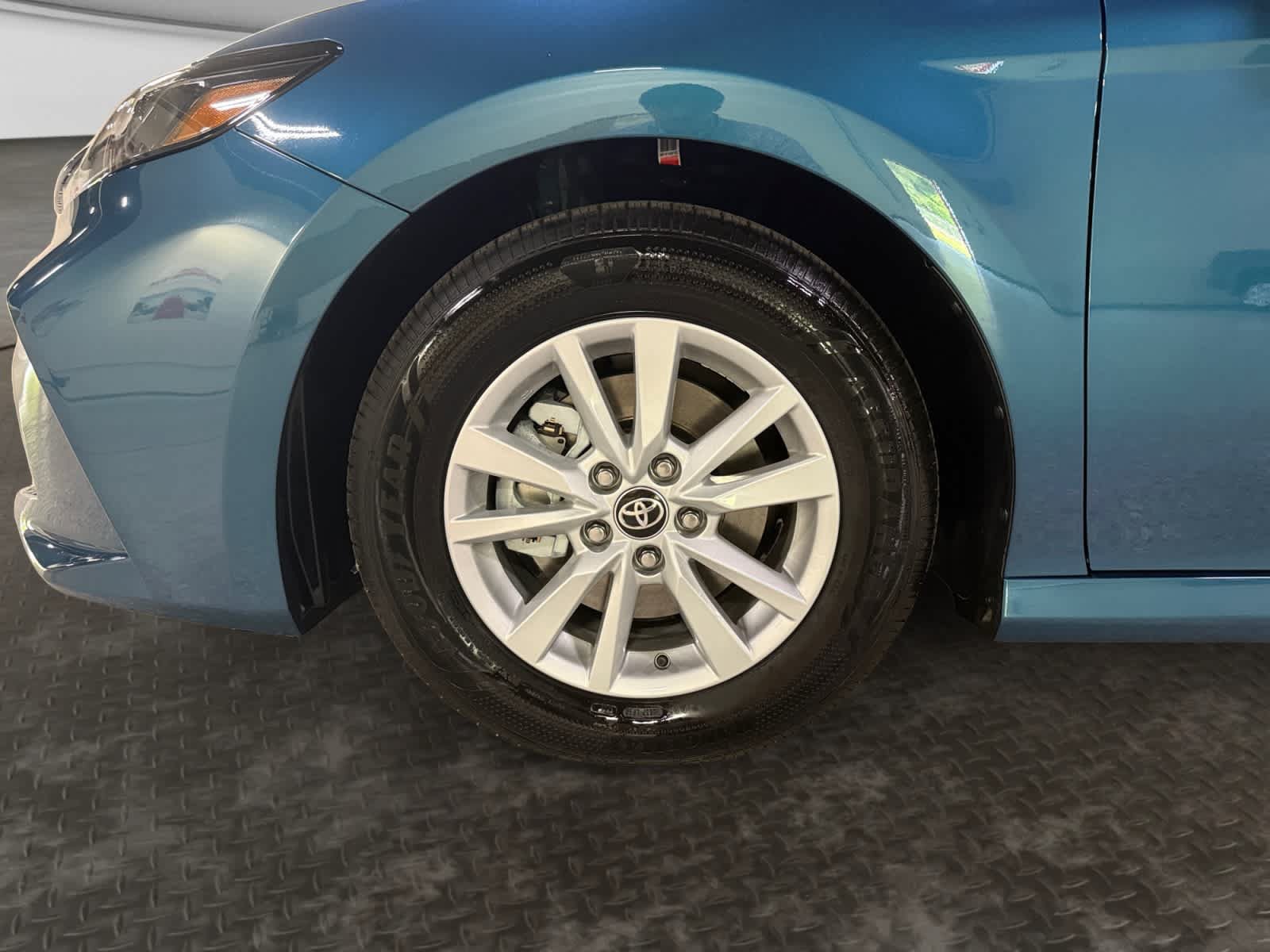 Used 2026 Toyota Camry LE FWD image 21