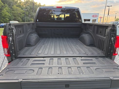 Used 2019 Ford F150 Platinum w/ Equipment Group 701A Luxury AWD/4WD image 7