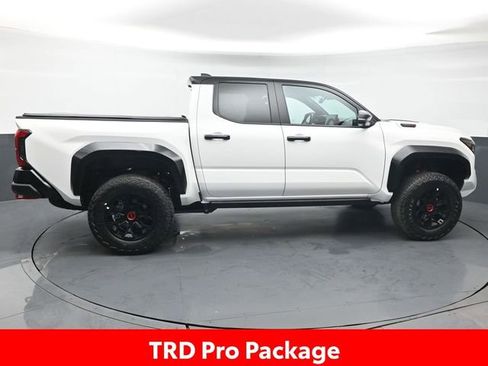 Certified 2025 Toyota Tacoma TRD Pro image 8