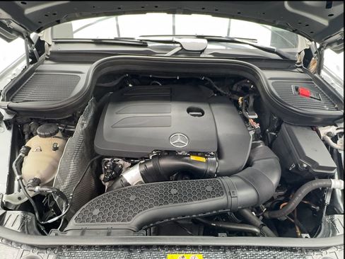 Used 2023 Mercedes-Benz GLE 350 4MATIC image 17