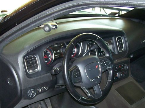 Used 2019 Dodge Charger Police image 34