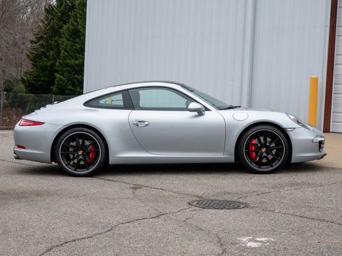 Used 2015 Porsche 911 Carrera S image 8
