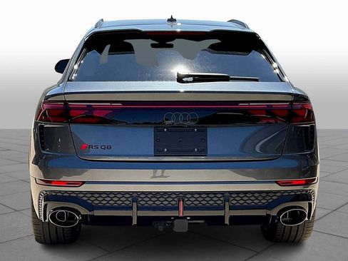 New 2025 Audi RS Q8 performance image 4
