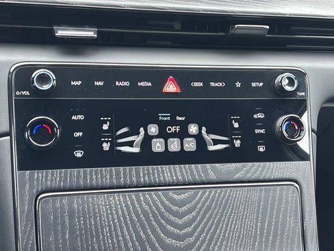 Used 2026 Genesis GV80 3.5T Prestige image 33